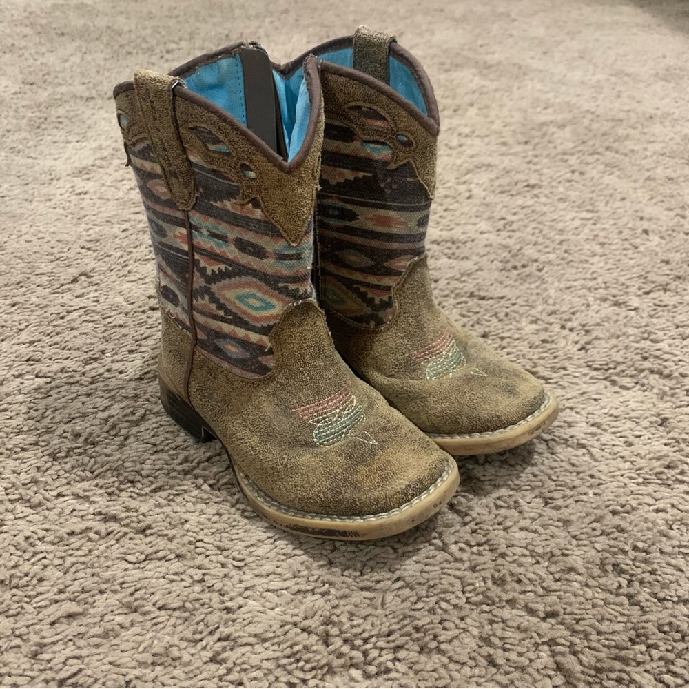 Twister Boots // Size 8